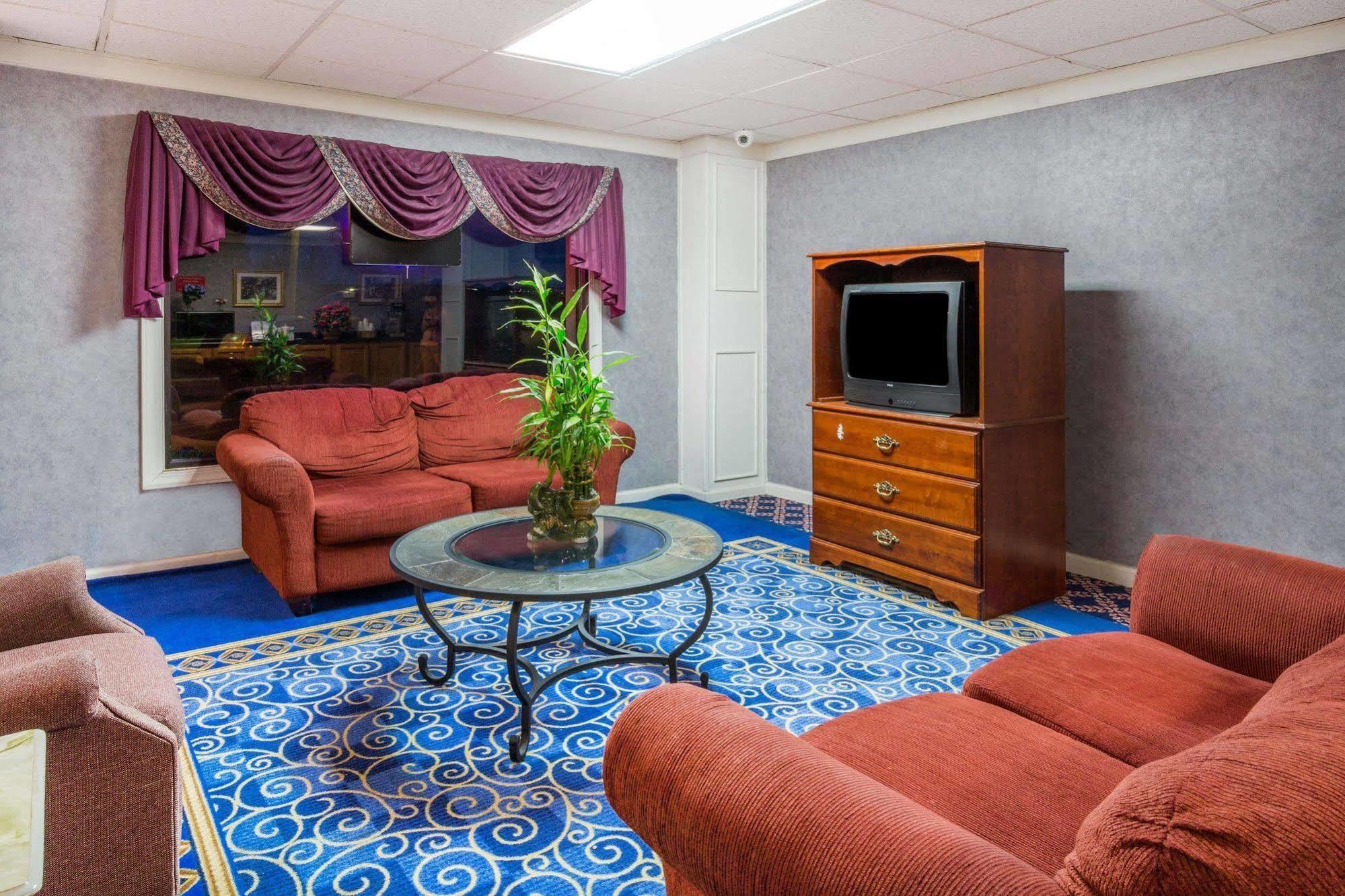 Quality Inn Verona - Staunton North Exterior photo