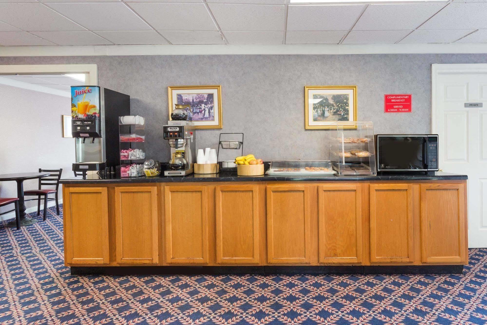 Quality Inn Verona - Staunton North Exterior photo
